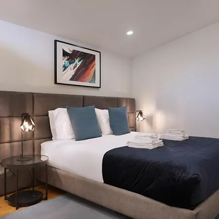 Invicta Premium - 4br Downtown With Ac Apartment