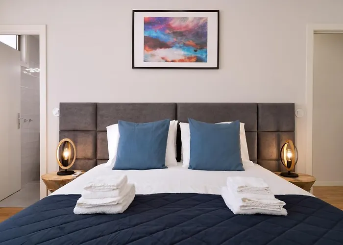 Invicta Premium - 4br Downtown With Ac Apartman Porto