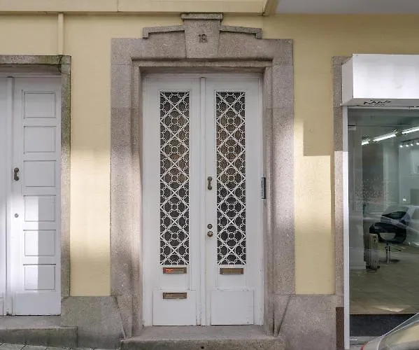 Apartman Invicta Premium - 4br Downtown With Ac